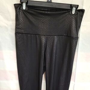 Cherish Large Snake Print High Waist Leggings